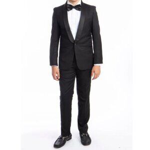Perry Ellis Tuxedo with bowtie, vest, tuxedo shirt, pants and jacket - Size 6